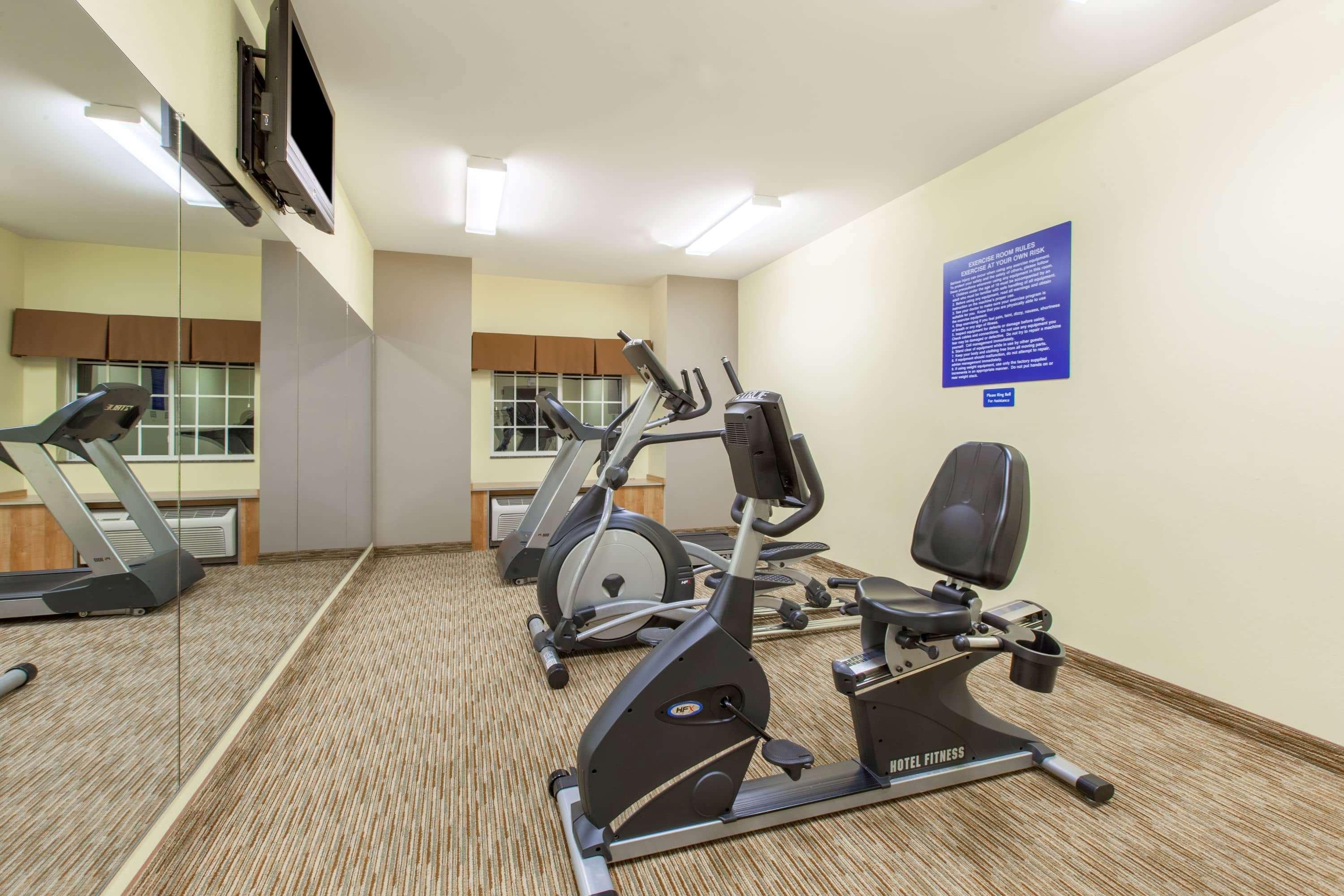 Microtel Inn & Suites By Wyndham Johnstown Buitenkant foto