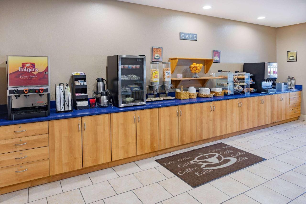 Microtel Inn & Suites By Wyndham Johnstown Buitenkant foto